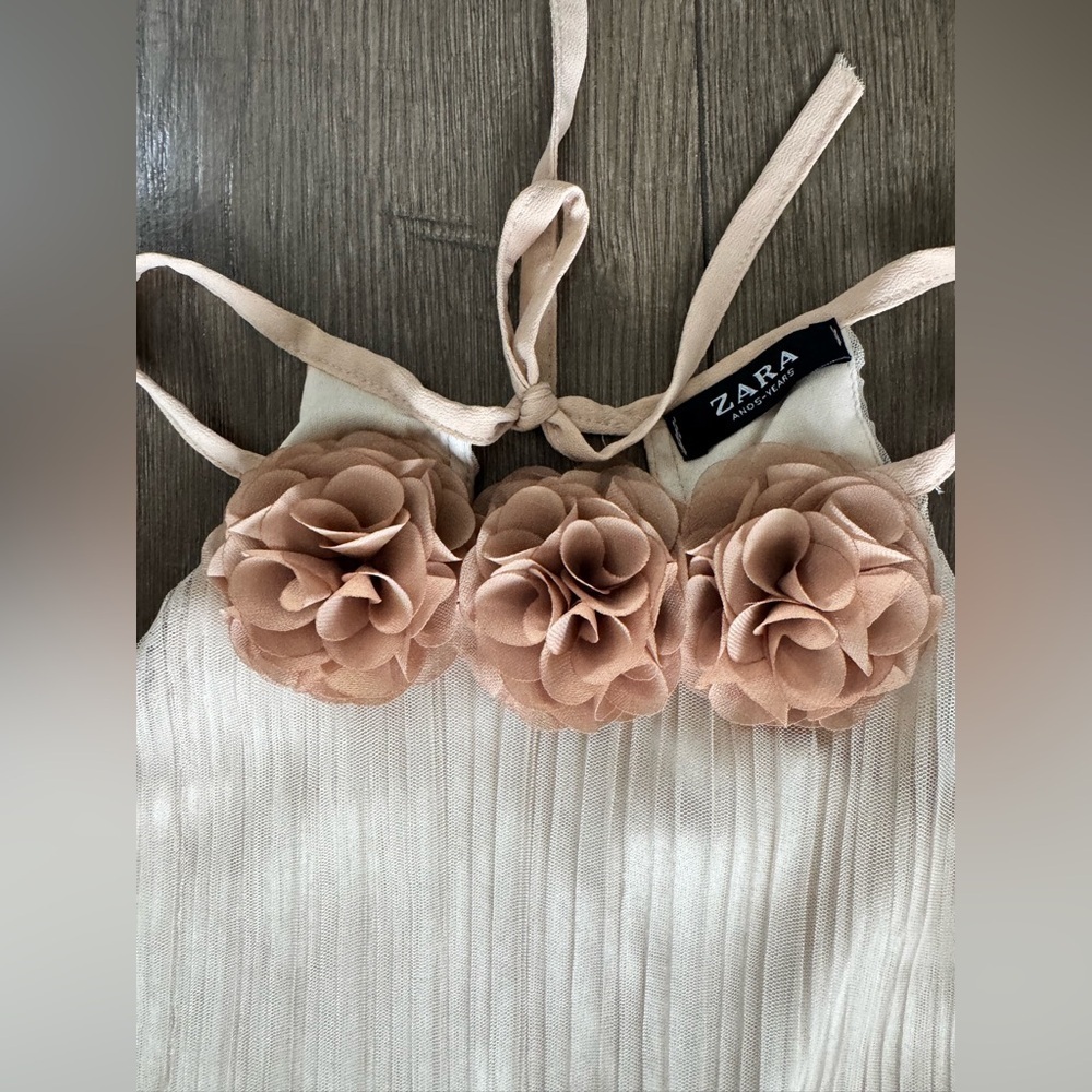 Vintage Zara tulle flower Dress - Picture 6 of 9